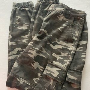 American Threads camo pants